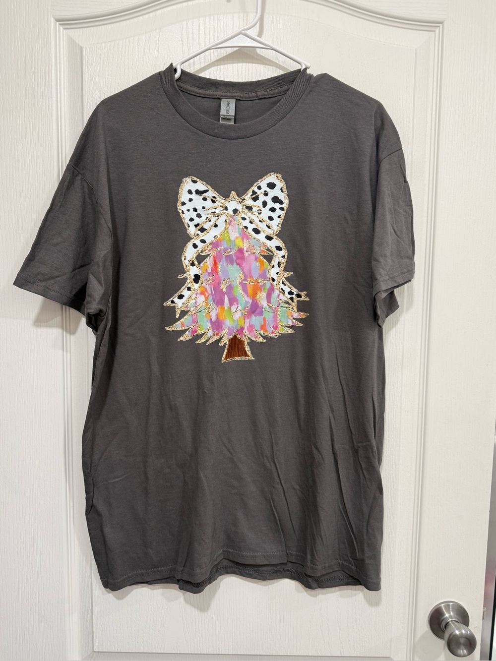 Gildan Charcoal Tee with Colorful Tree & Gold Accent Graphic